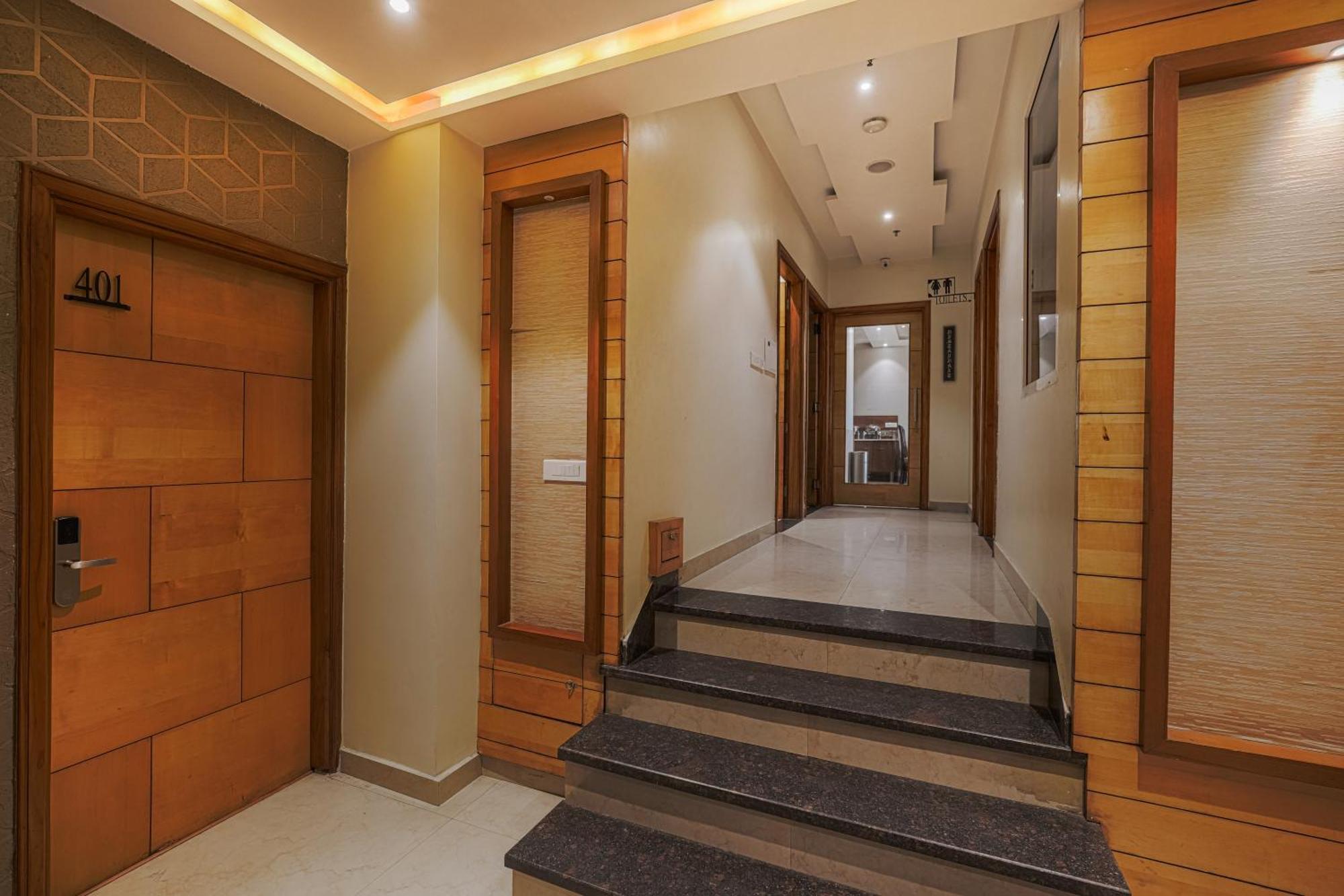 Csjs Inn Hotel Amritsar Dış mekan fotoğraf