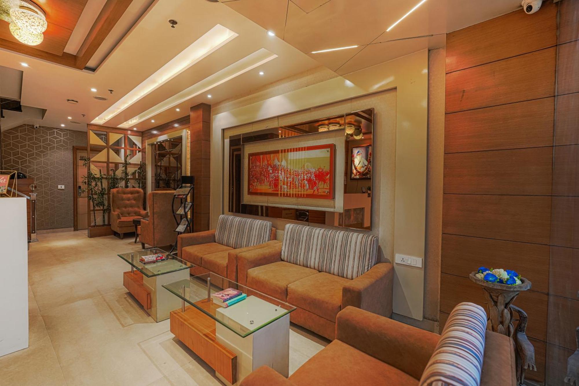 Csjs Inn Hotel Amritsar Dış mekan fotoğraf