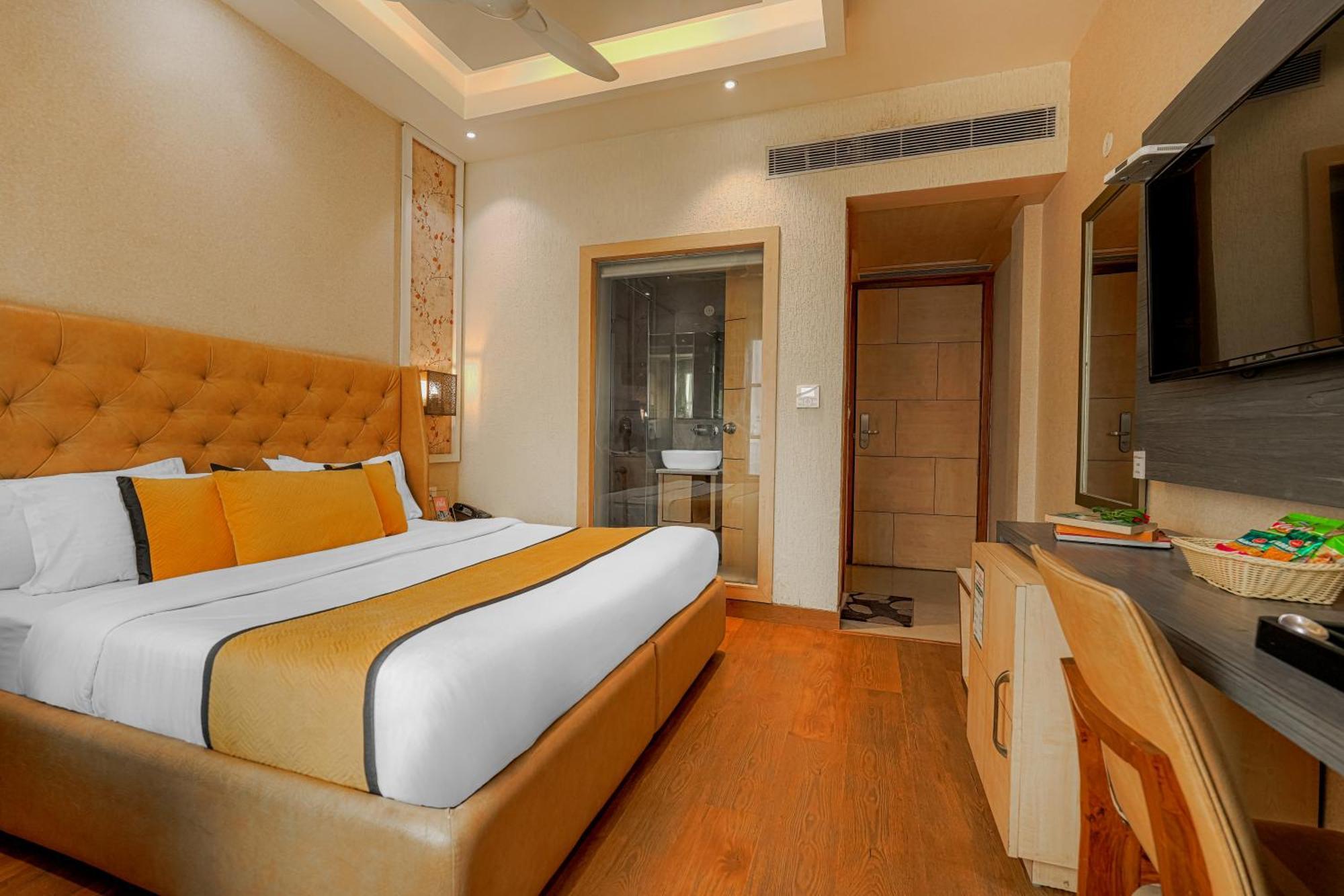 Csjs Inn Hotel Amritsar Dış mekan fotoğraf