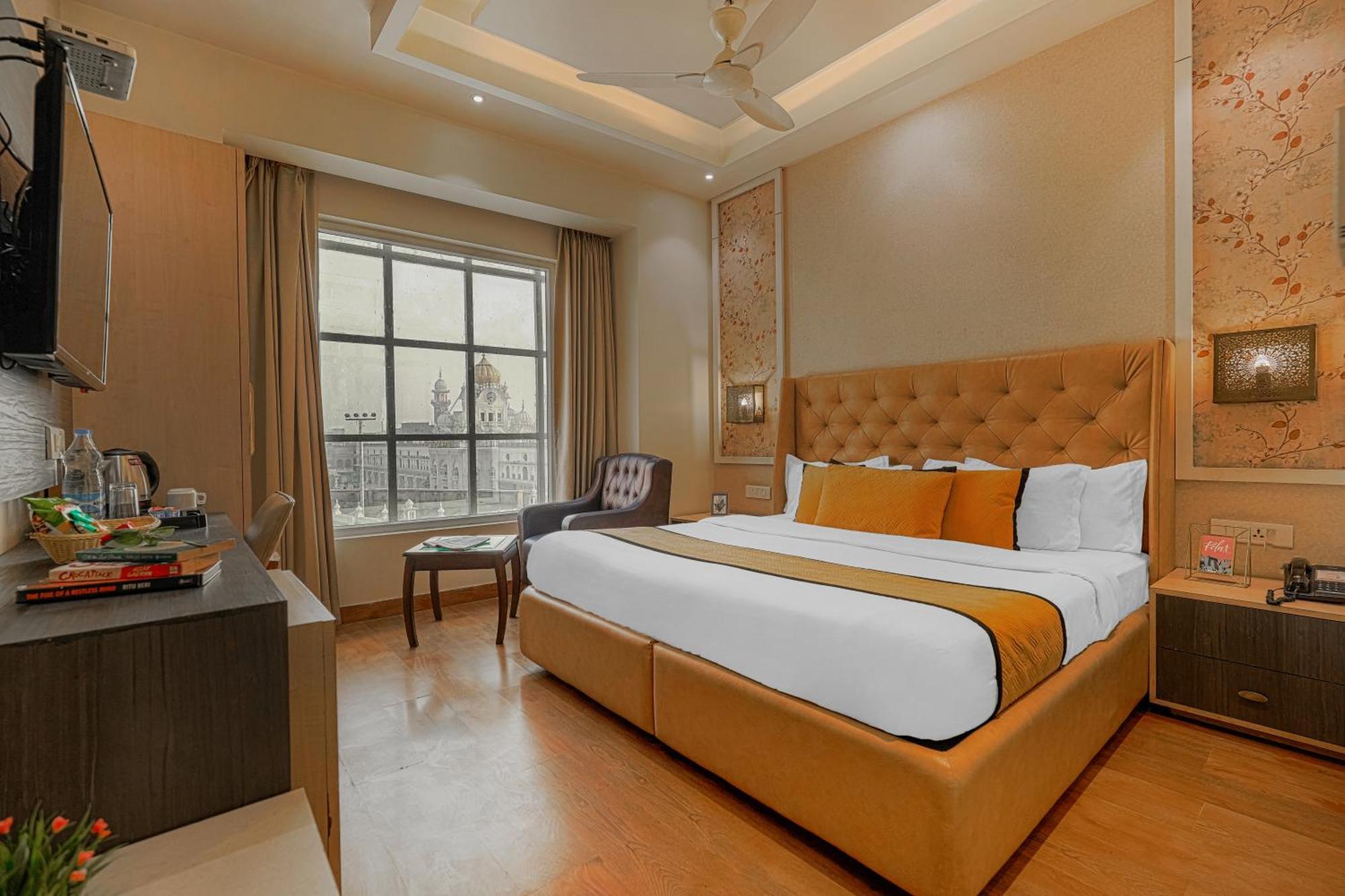 Csjs Inn Hotel Amritsar Dış mekan fotoğraf