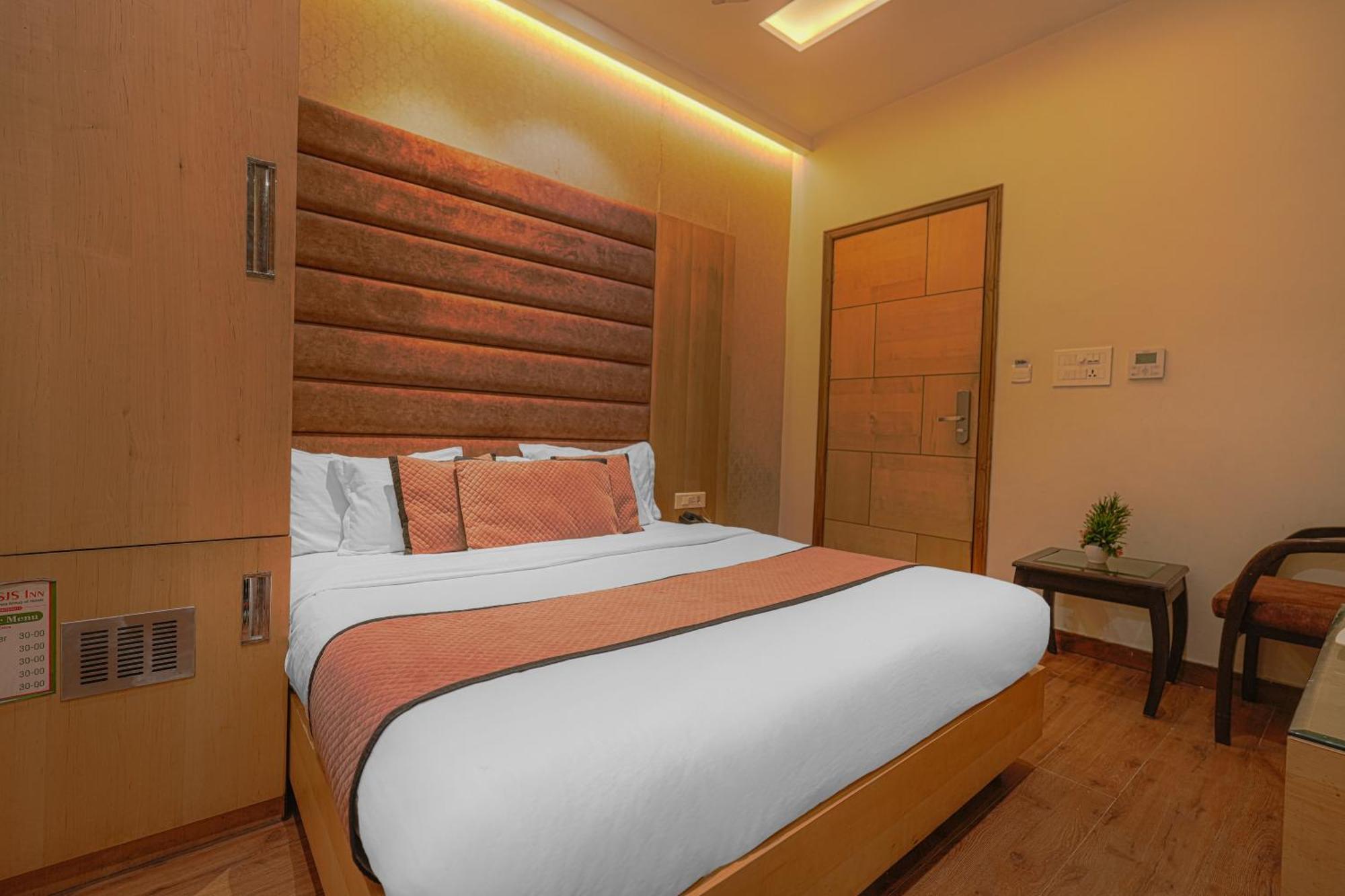 Csjs Inn Hotel Amritsar Dış mekan fotoğraf